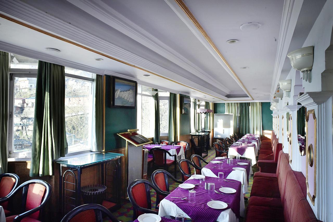 Oyo 8917 Hotel Crystal Palace Shimla Bagian luar foto