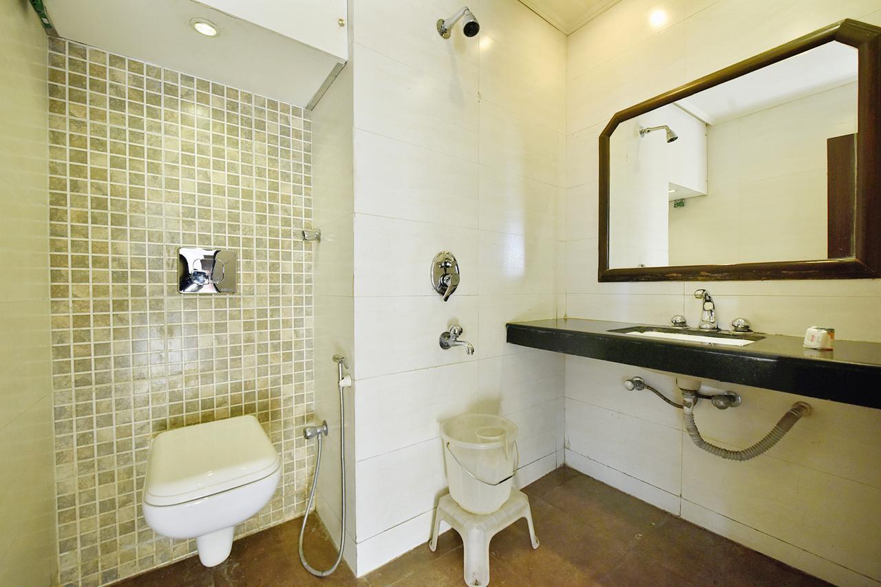 Oyo 8917 Hotel Crystal Palace Shimla Bagian luar foto