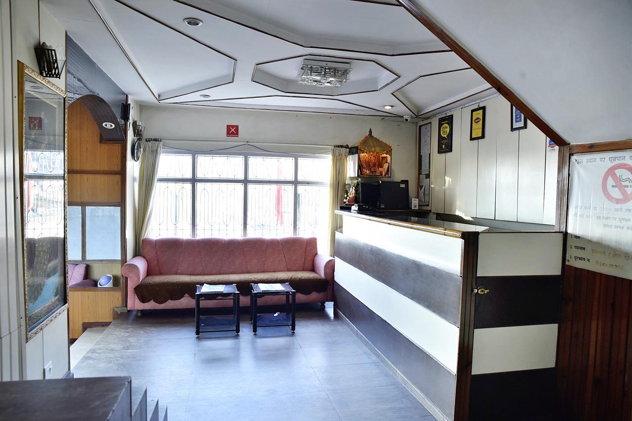 Oyo 8917 Hotel Crystal Palace Shimla Bagian luar foto